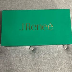 J. Renee Cameo Black Patent Shoes Size 11 W